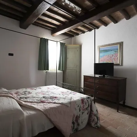 Villa Wonderful Manor With Enriched Background Scenery *